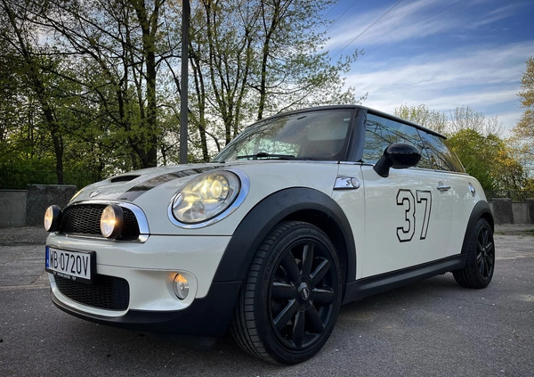 MINI Cooper S cena 32000 przebieg: 165750, rok produkcji 2007 z Warszawa małe 742